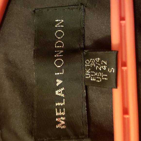 Mela London Dress - Picture 2 of 4